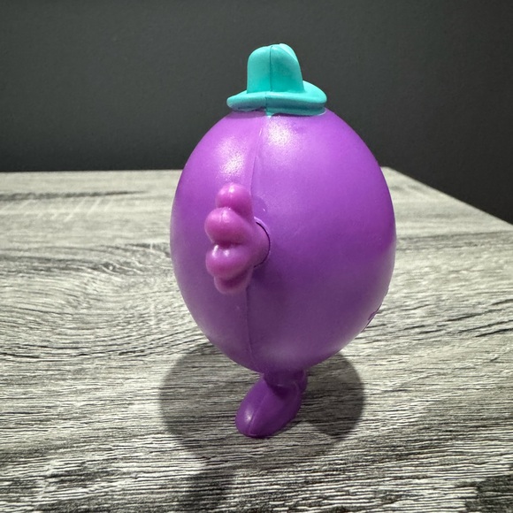 McDonald’s | Mr. Men and Little Miss: Mr. Grumble - Plastic Toy Figure - Picture 3 of 6